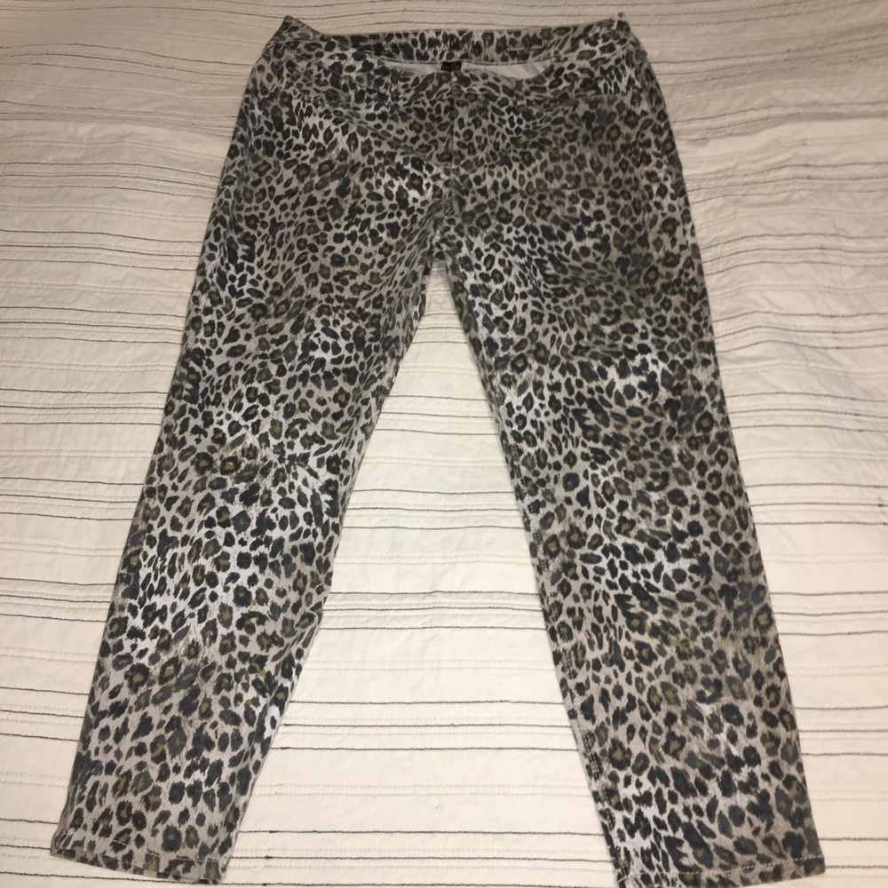 On trend comfortable skinny jean!